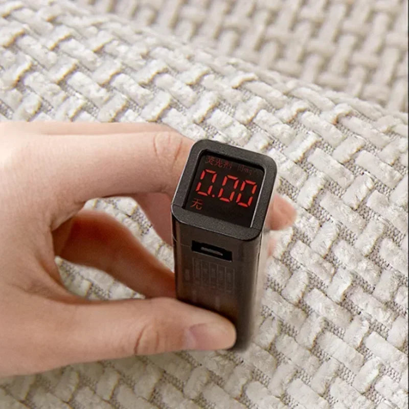 Capa para Sofá Chenille Antiderrapante com Bordado Floral Marrom Claro