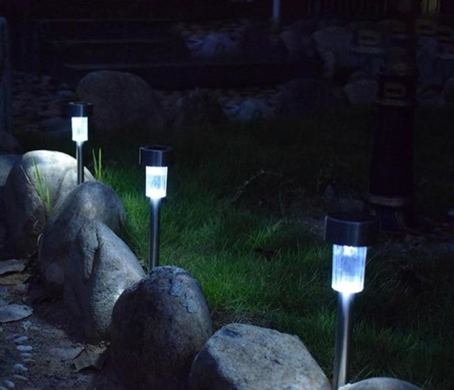 Luminária Para Jardim de Led com Painel Solar Kit com 12