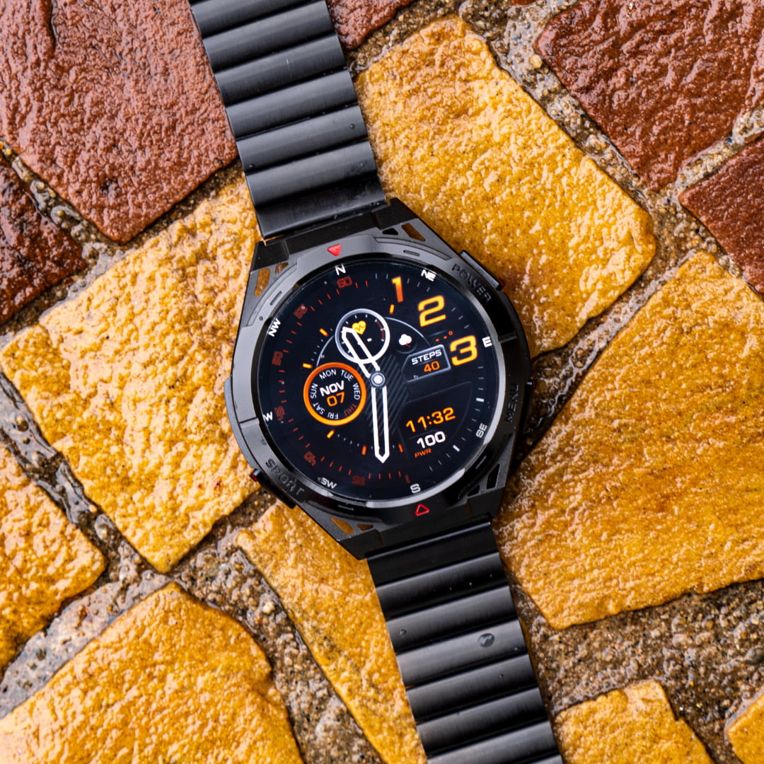 Smartwatch Carbon Atlas
