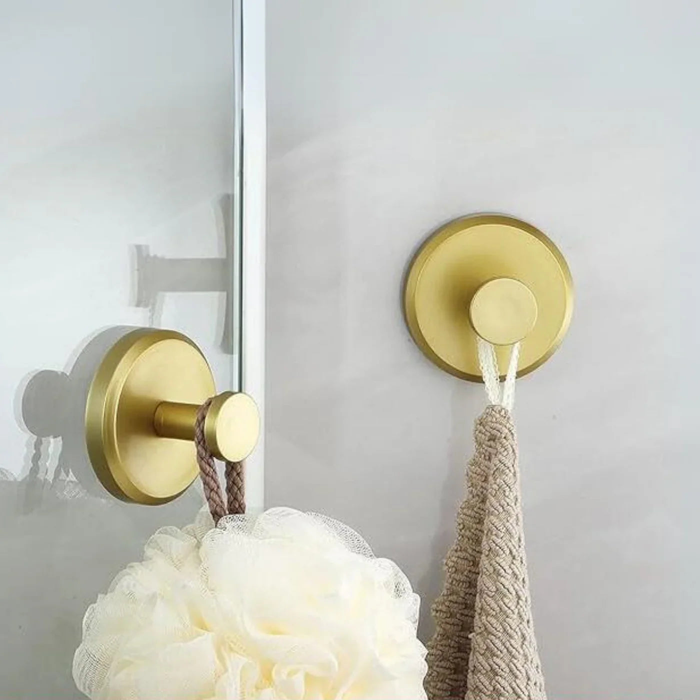 Fluno Sup™ – Gancho de Ventosa Premium Para Banheiro e Cozinha – Compre 1, Leve 2 + Frete Grátis 🎁