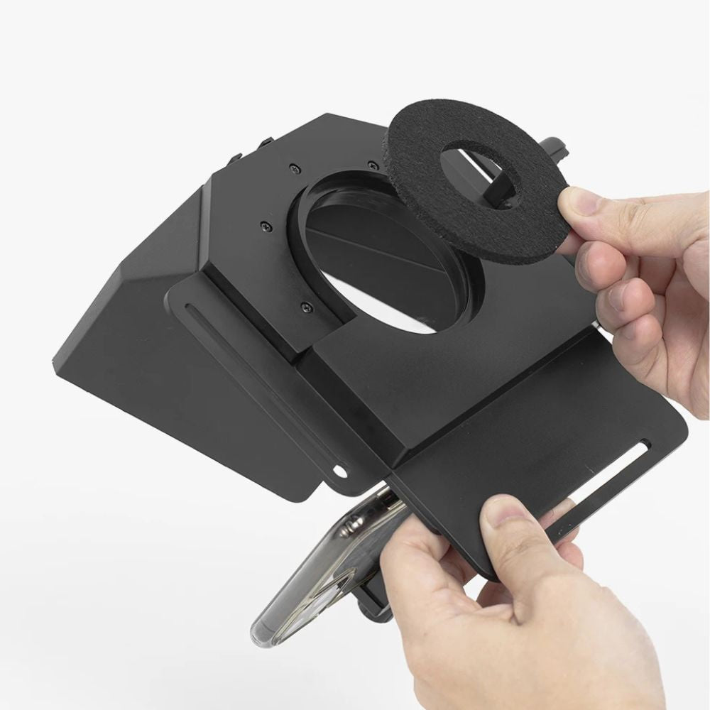 ProPrompt Mini - Teleprompter portátil para smartphones e DSLRs, inclui controle remoto Bluetooth e acessórios completos para uma gravação de vídeo profissional. Disponível na Gangahub.