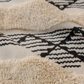 Capa Protetora Estilo Nórdico com Franjas Design 3D